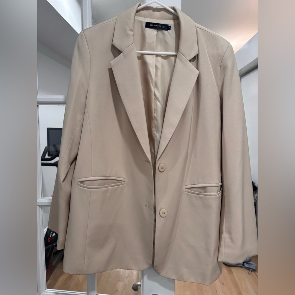 Classic Beige Women's Blazer